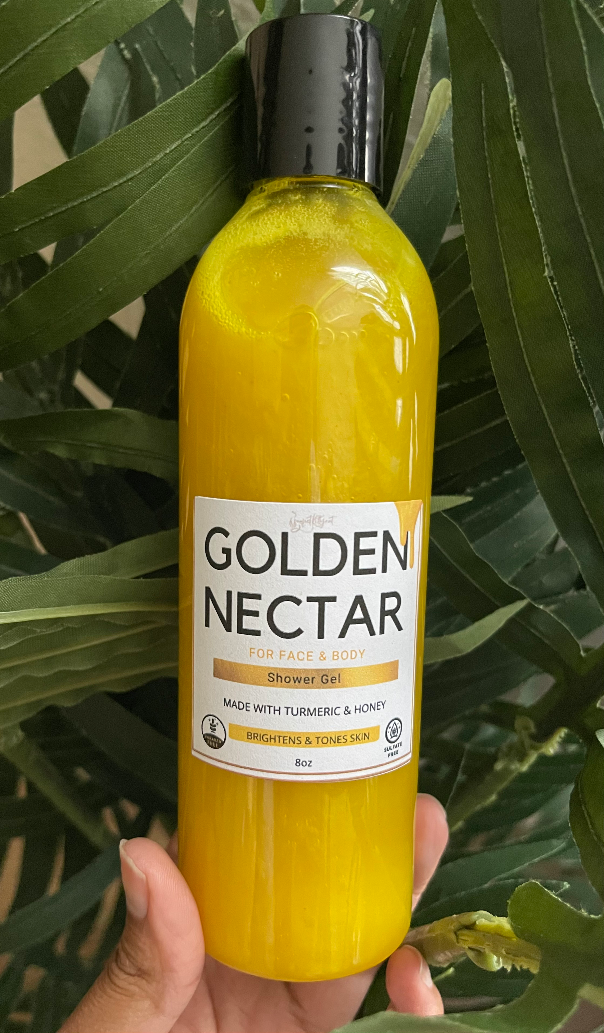 turmeric-based shower gel for the face and body