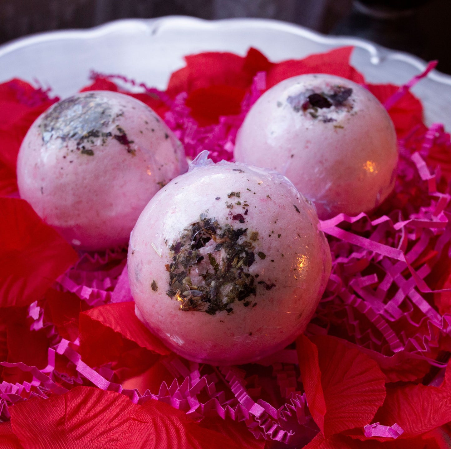 detox bath bomb with natural herb ingredients